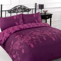 Kensington Design Plum / Purple  Duvet / Quilt Cover and Pillow Cases Set